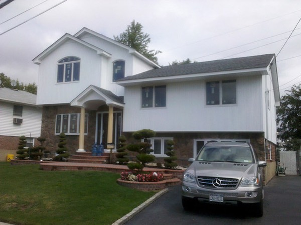 00052_Custom Renovations